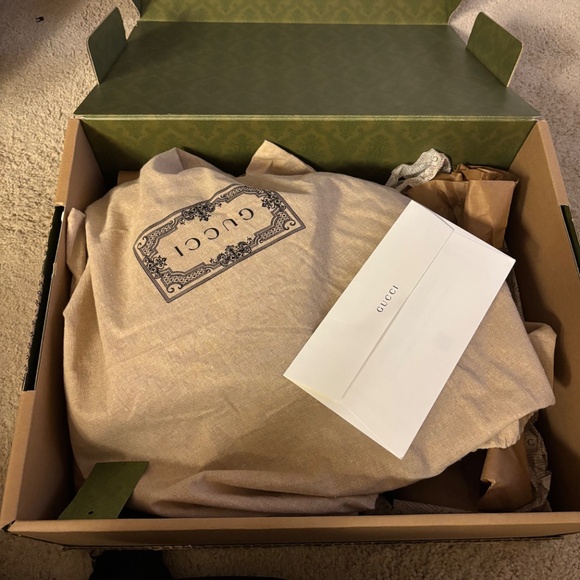 Black leather Gucci backpack | Gucci bags - Picture 2 of 5